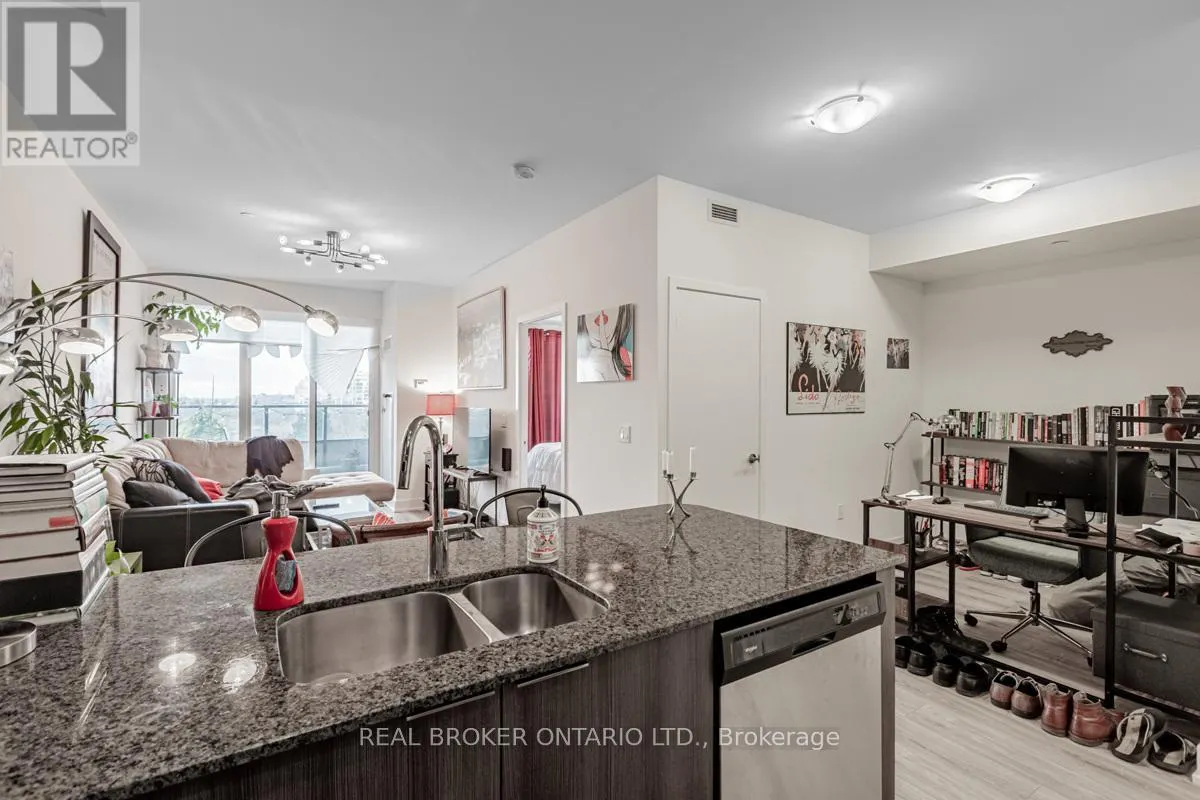 425 - 30 SHORE BREEZE DRIVE