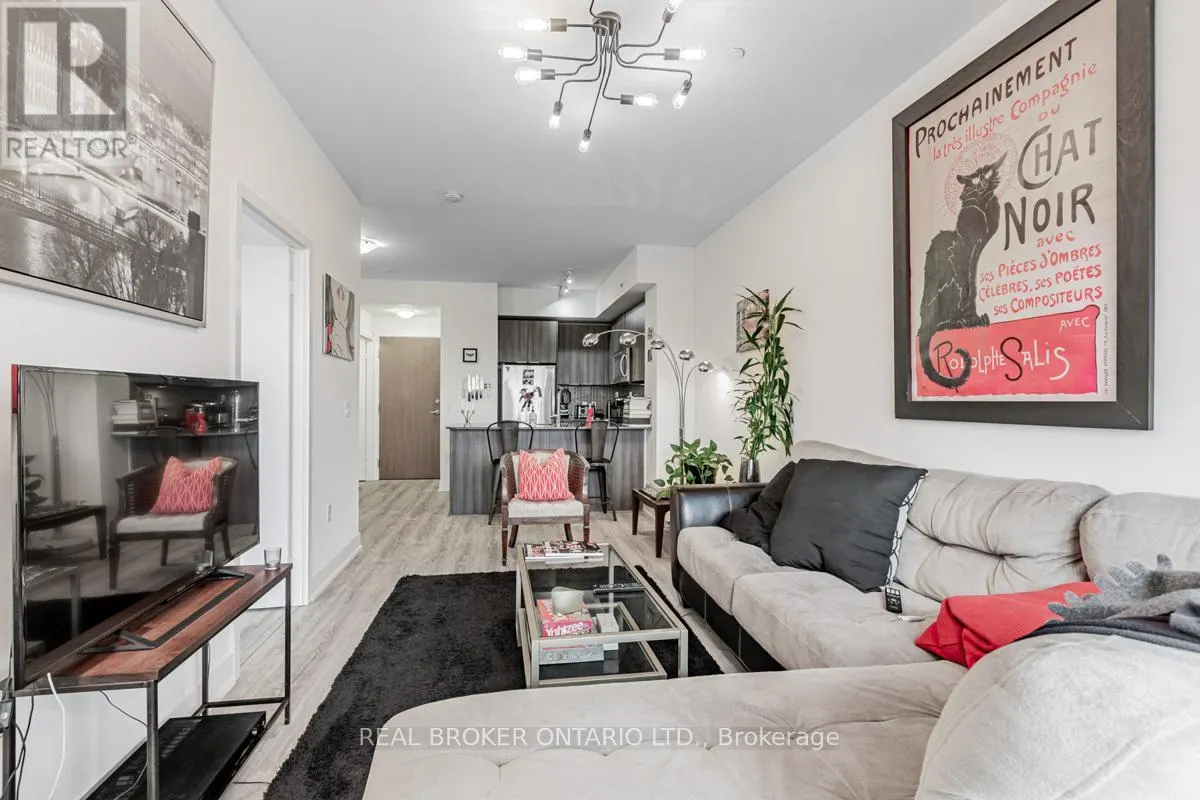 425 - 30 SHORE BREEZE DRIVE