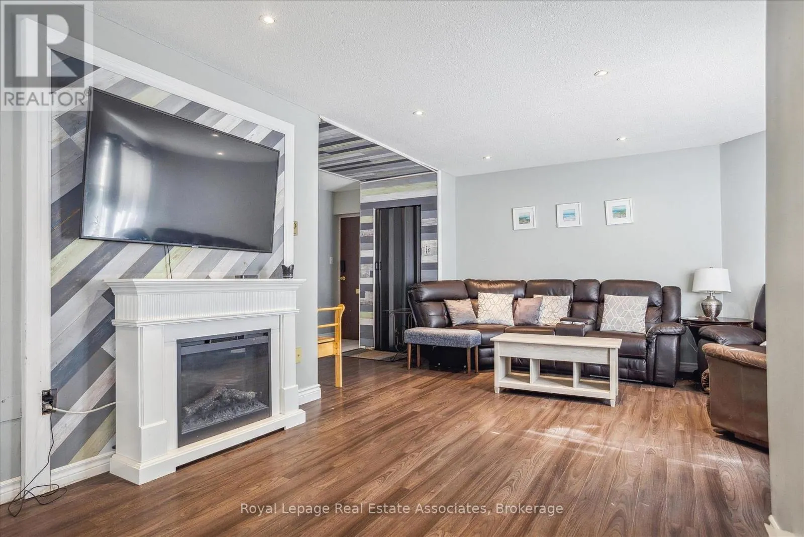 53 - 2035 SOUTH MILLWAY