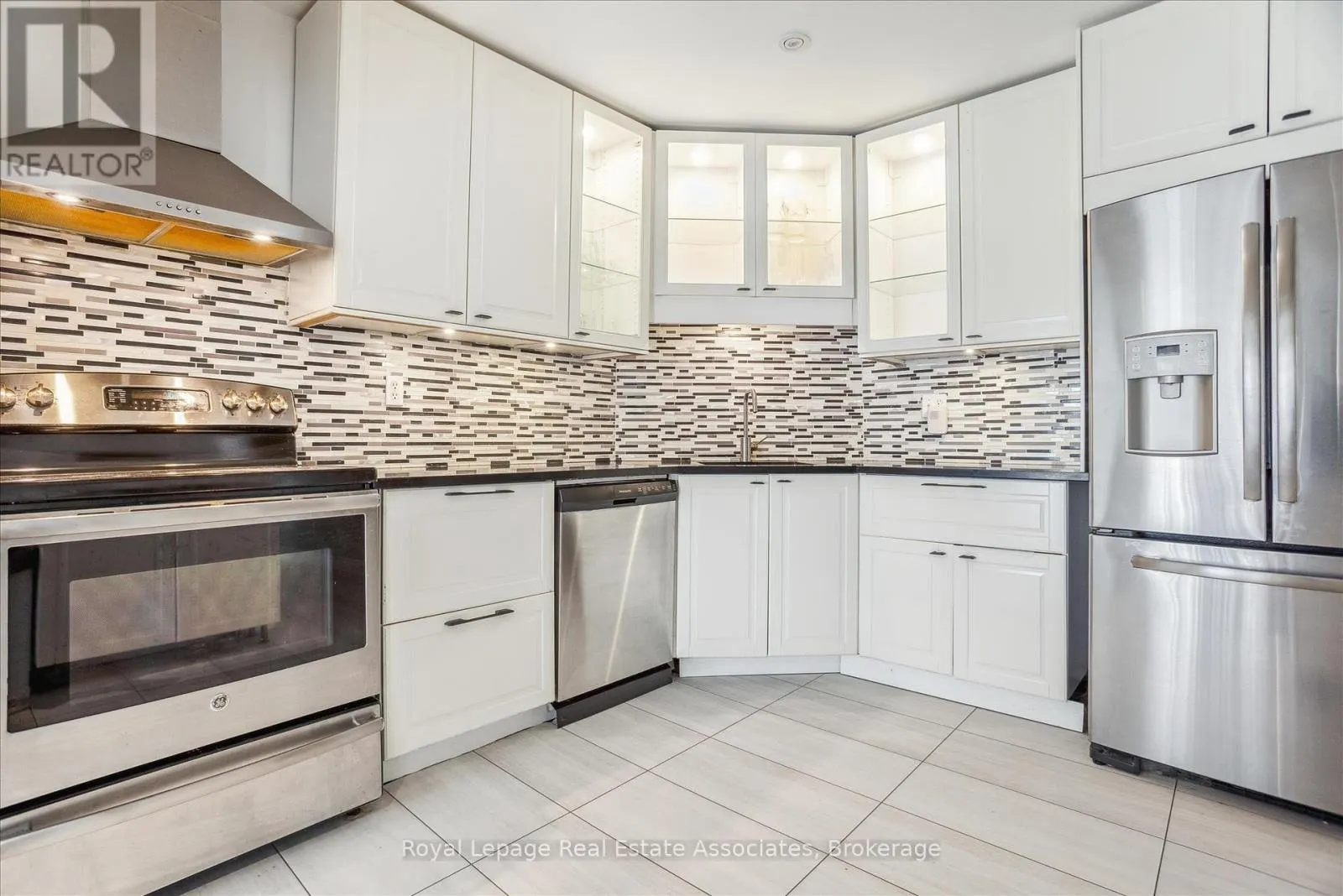 53 - 2035 SOUTH MILLWAY
