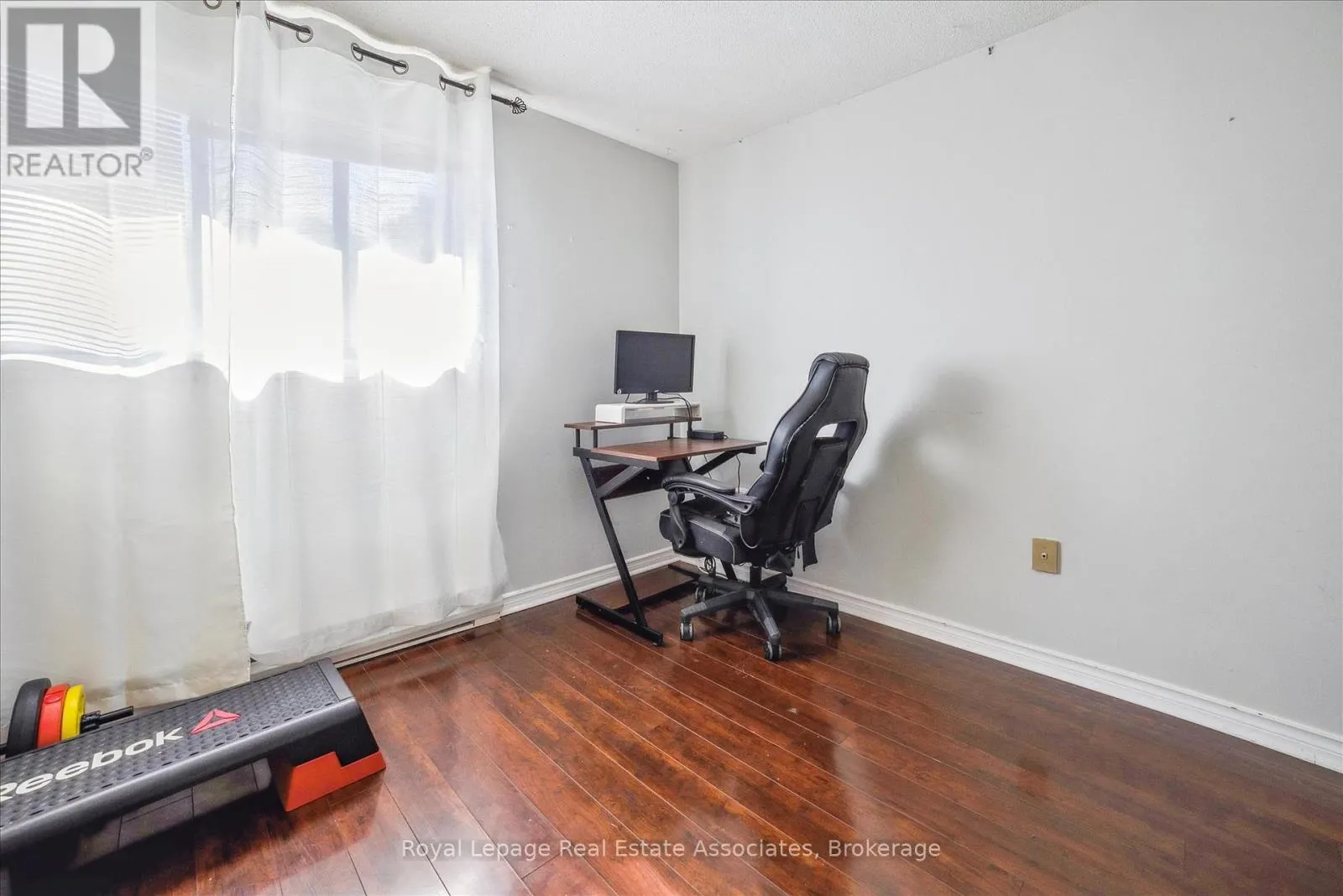 53 - 2035 SOUTH MILLWAY