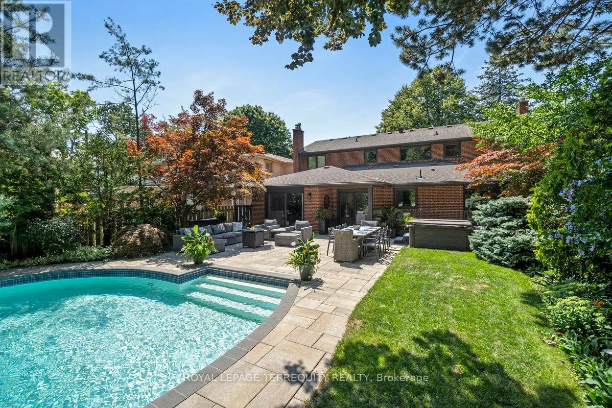 33 ASHFORD DRIVE