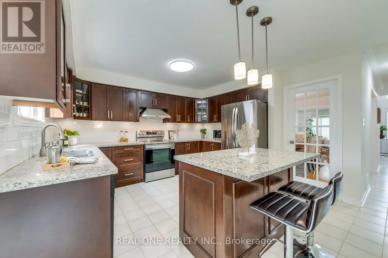2751 DUNCAIRN DRIVE