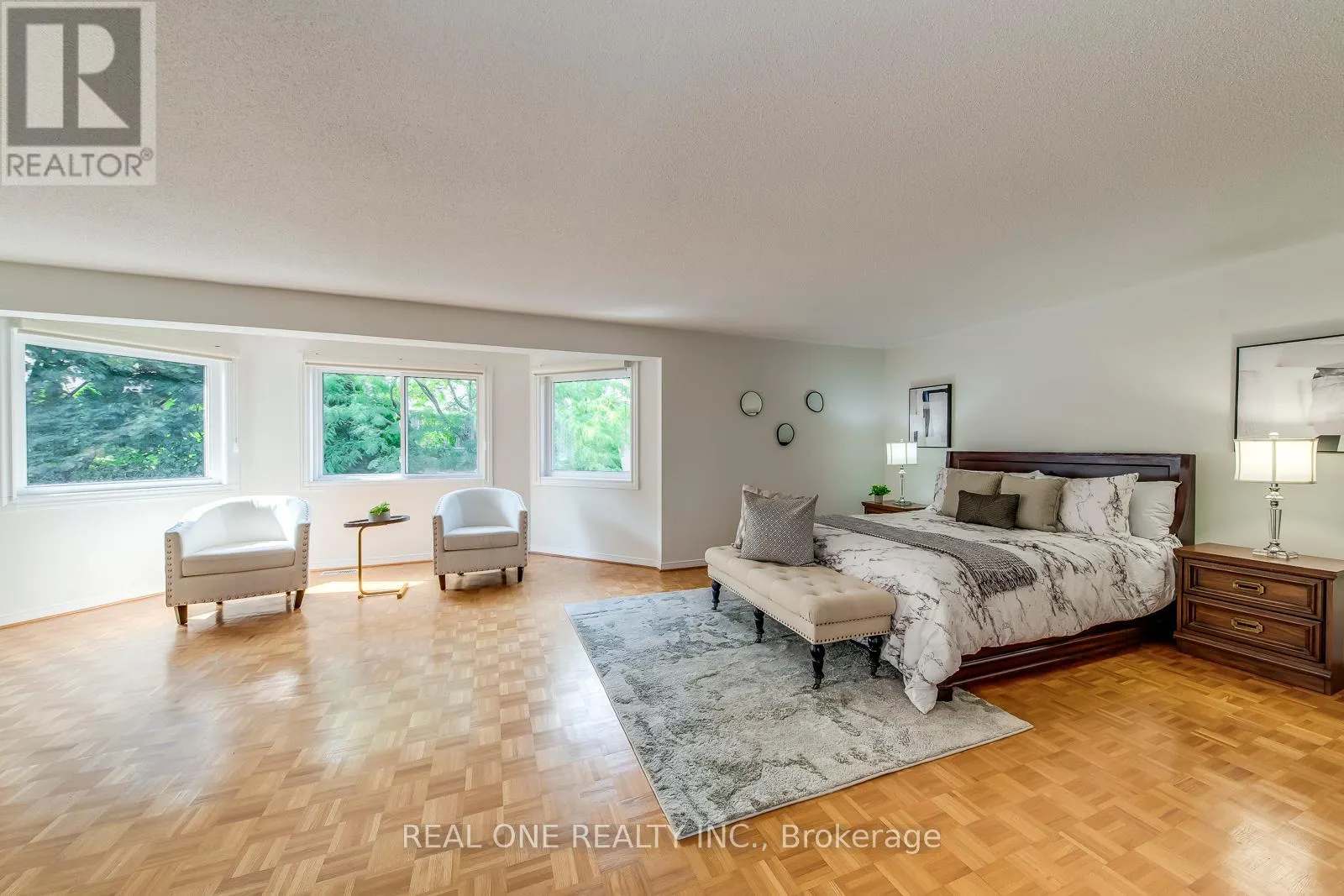 2751 DUNCAIRN DRIVE