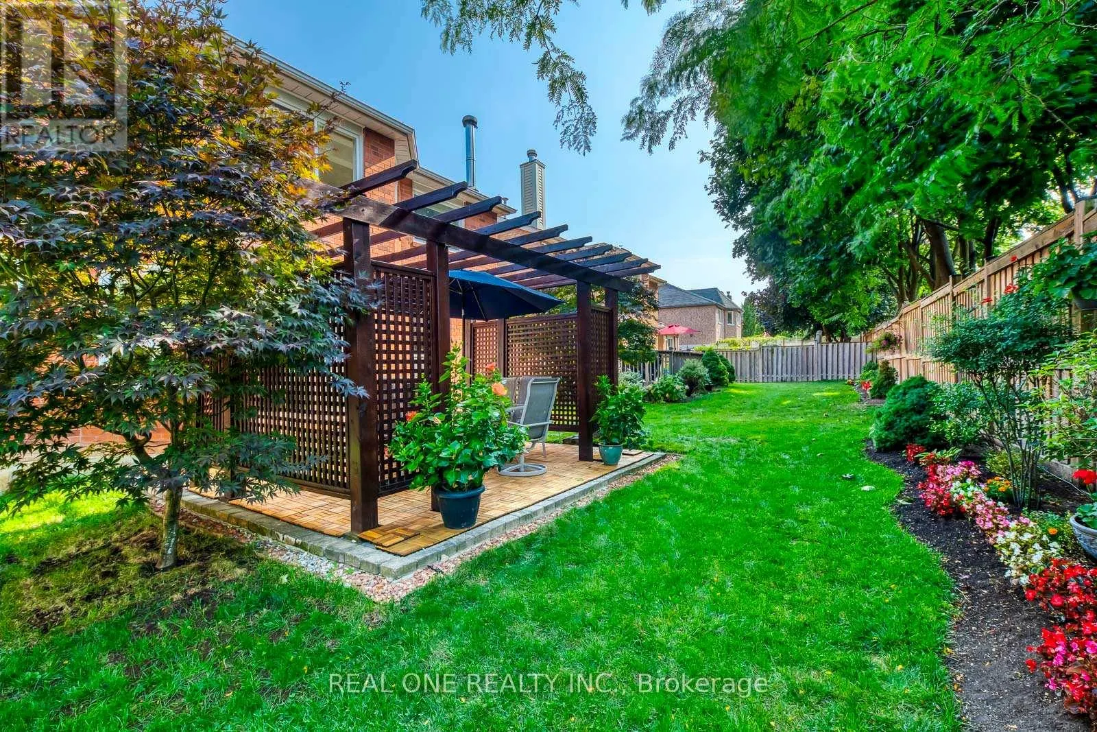 2751 DUNCAIRN DRIVE