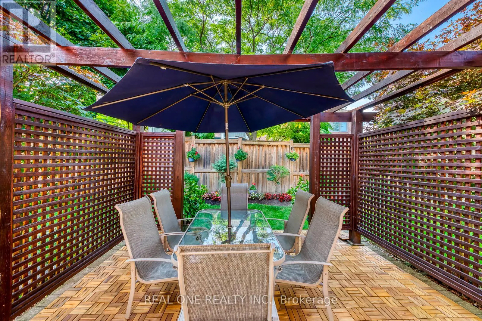 2751 DUNCAIRN DRIVE