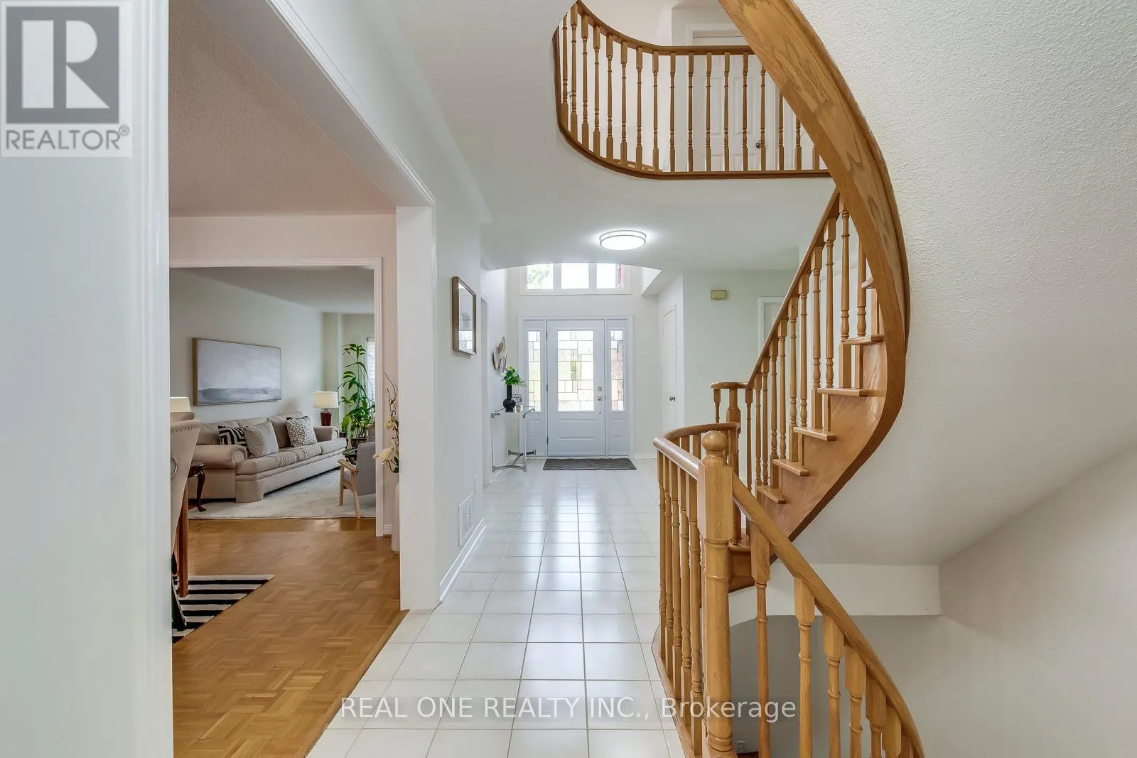 2751 DUNCAIRN DRIVE