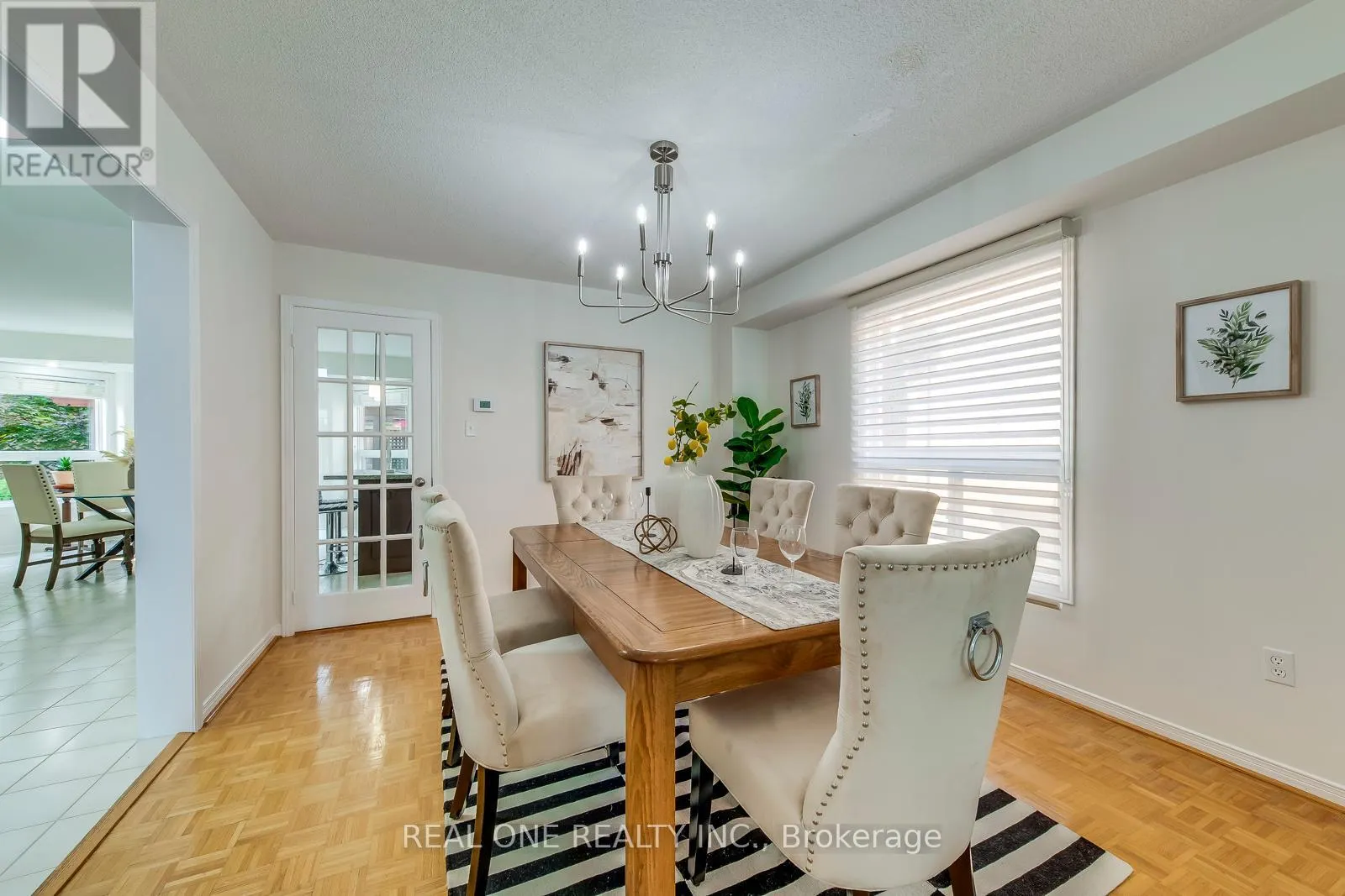 2751 DUNCAIRN DRIVE