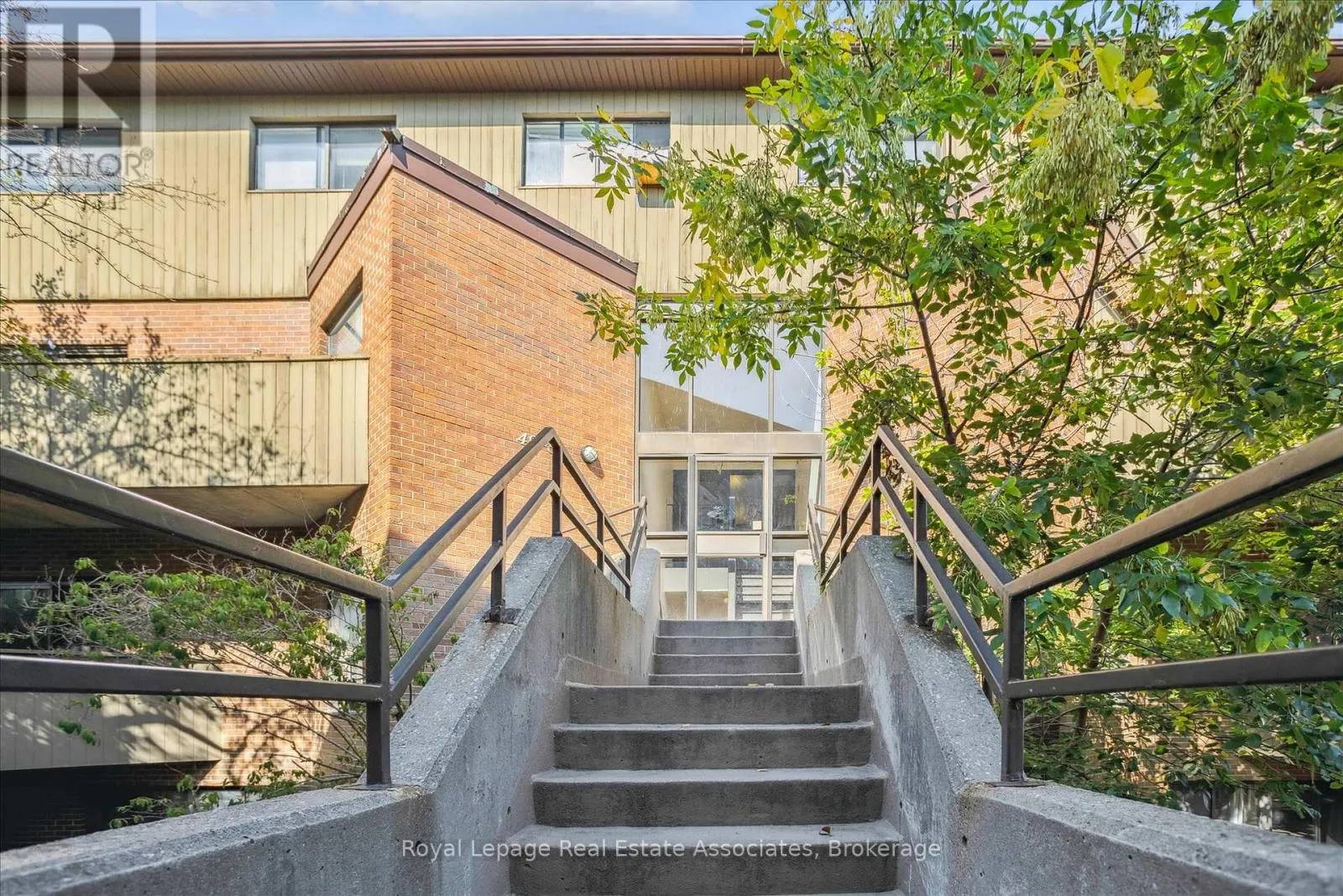 53 - 2035 SOUTH MILLWAY