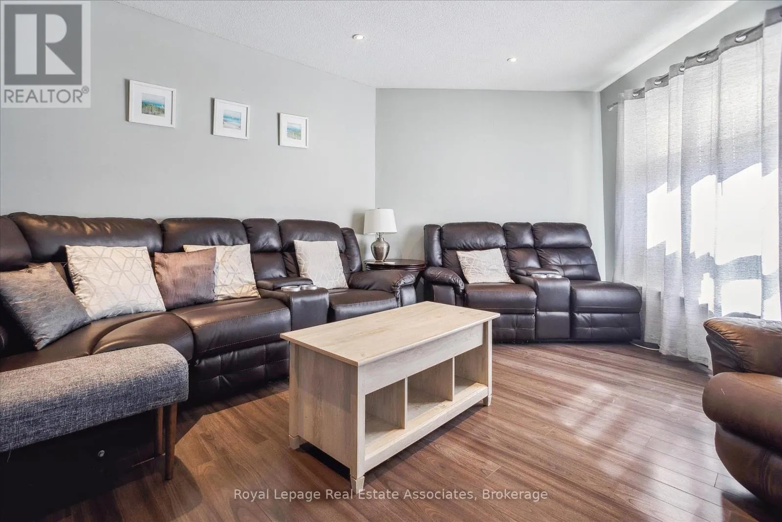 53 - 2035 SOUTH MILLWAY
