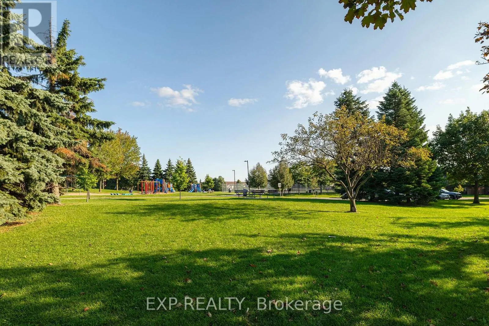 633 AVONWICK AVENUE