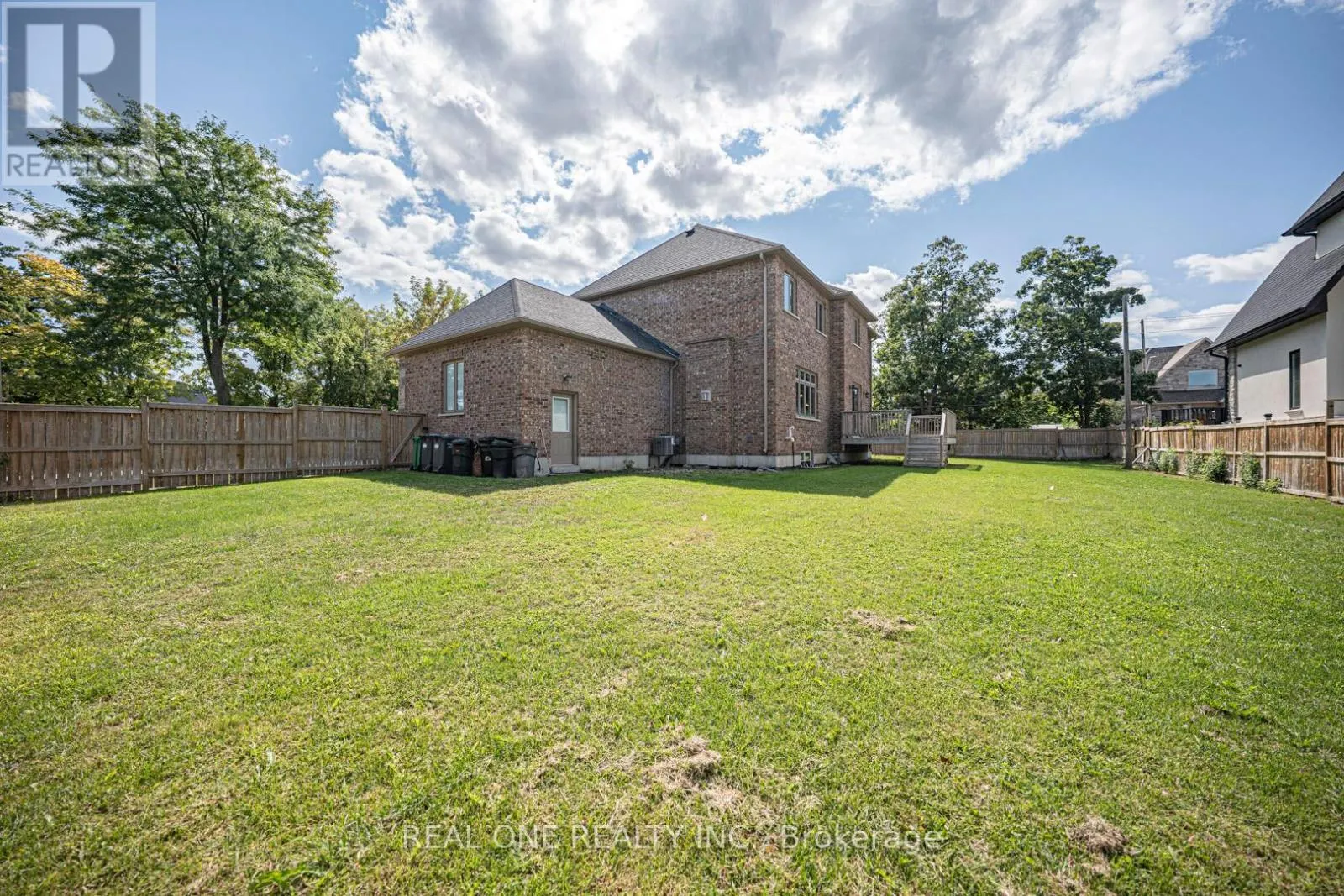 2095 SPRINGFIELD ROAD