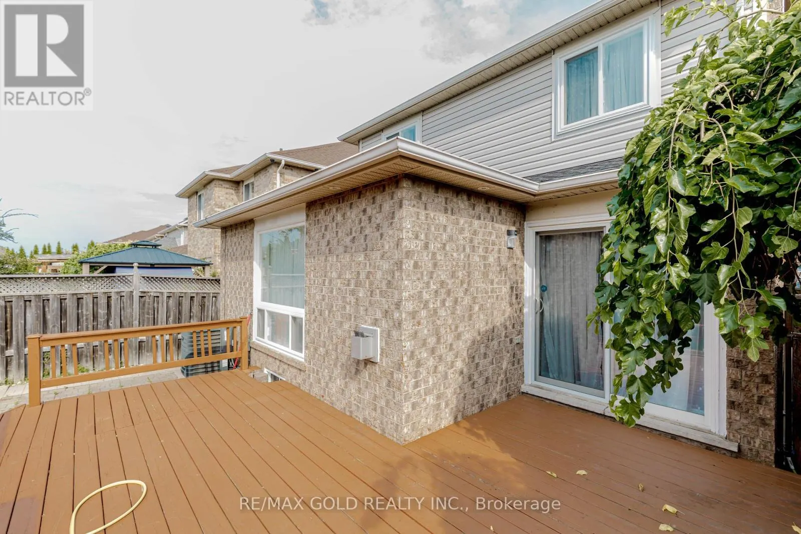 7399 TERRAGAR BOULEVARD