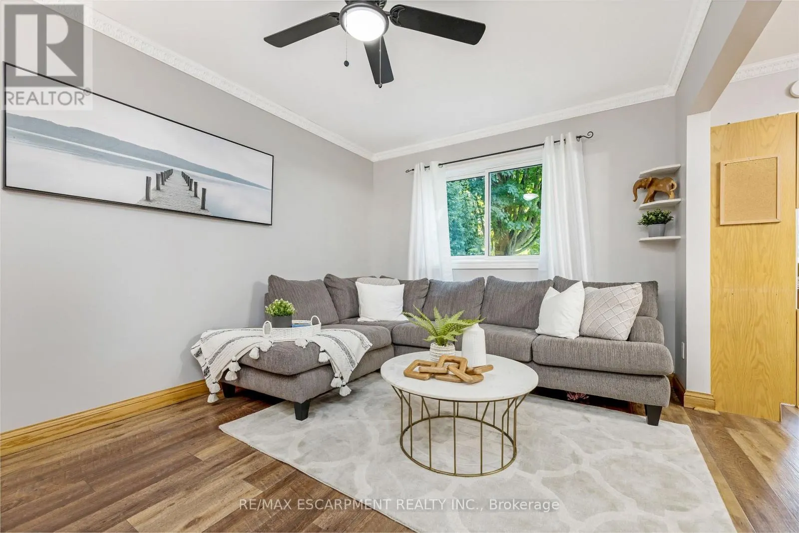 38 MOWBRAY PLACE