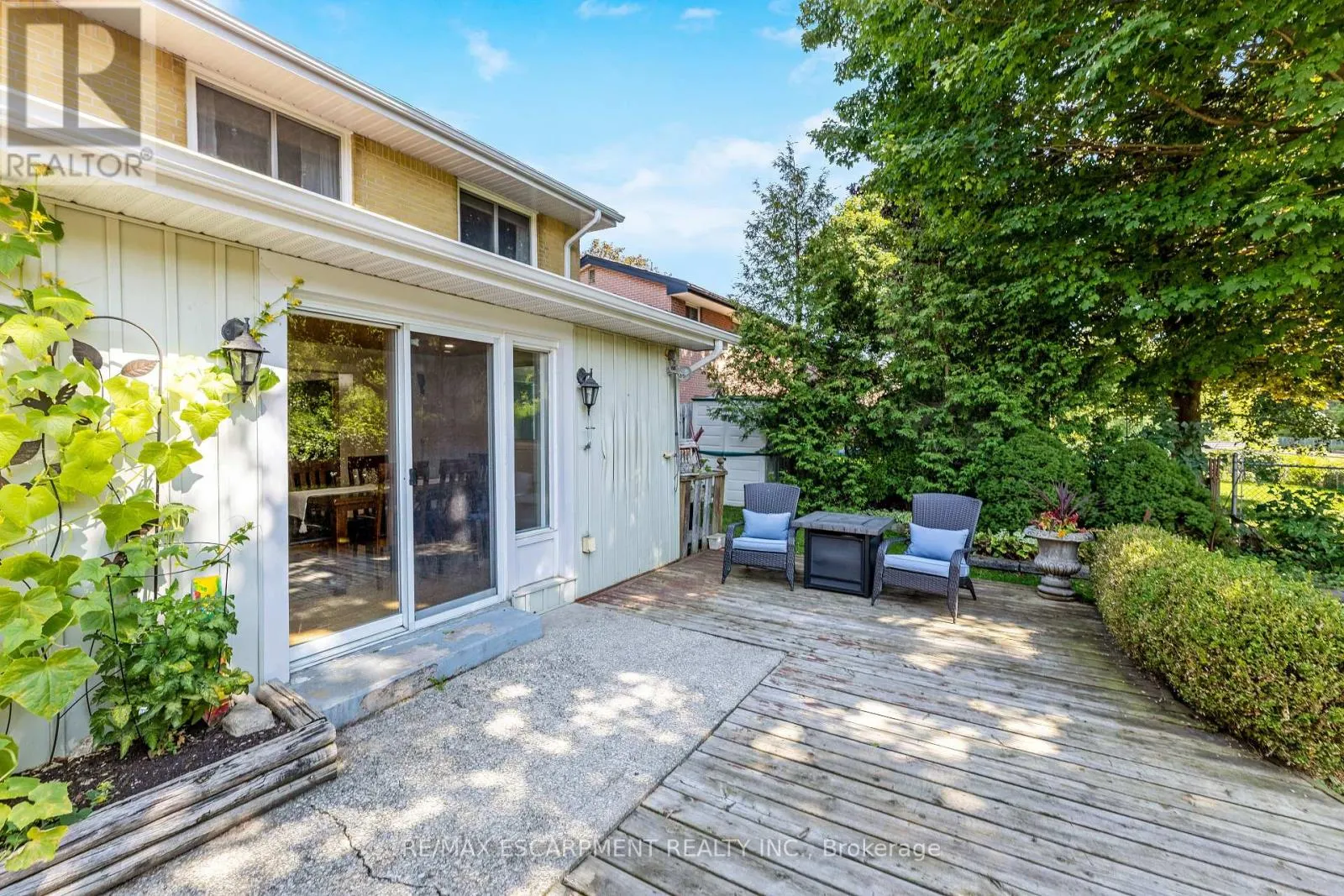 38 MOWBRAY PLACE