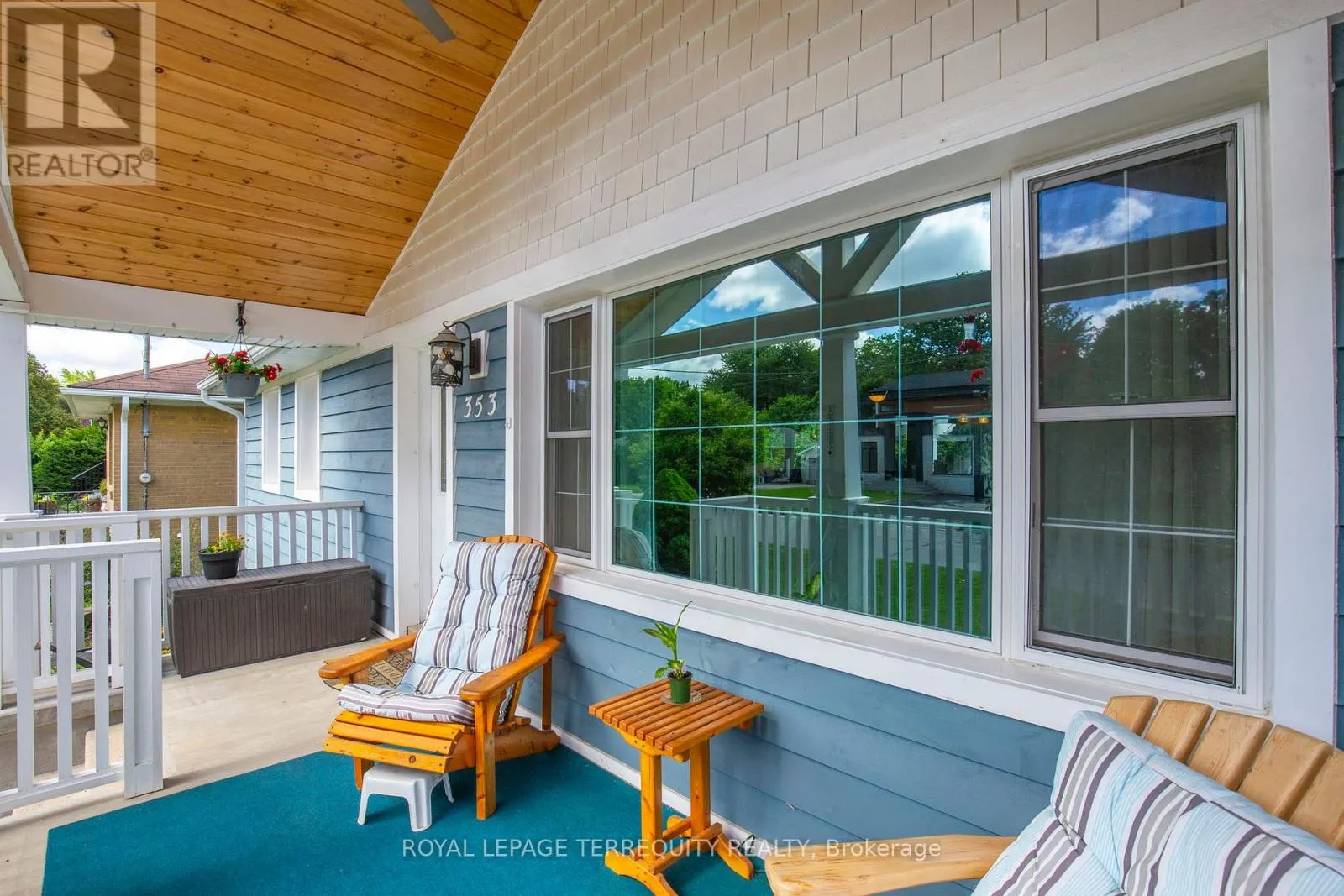 353 KINGSLEIGH COURT
