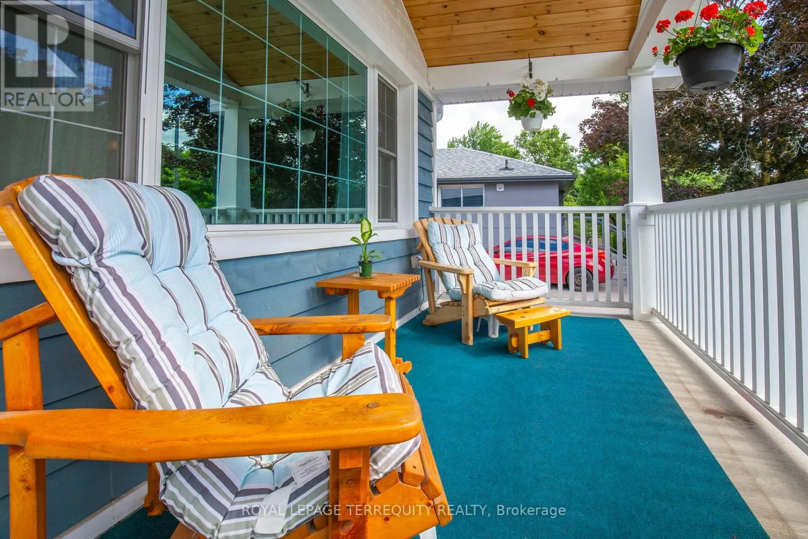 353 KINGSLEIGH COURT