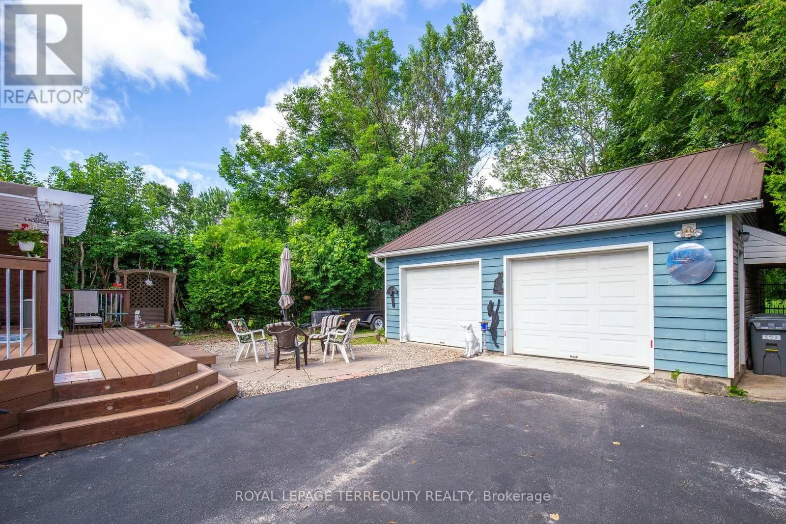 353 KINGSLEIGH COURT