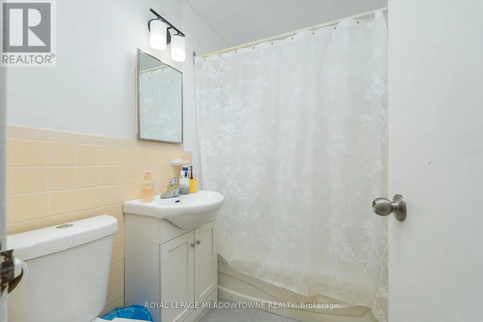 2A - 8 CHERRY STREET