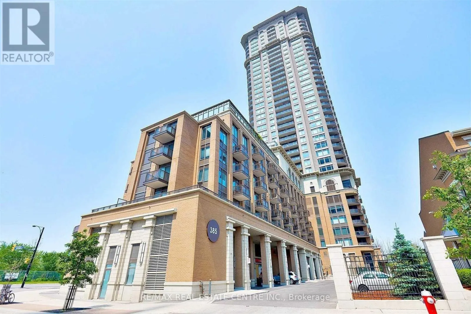 501 - 385 PRINCE OF WALES DRIVE