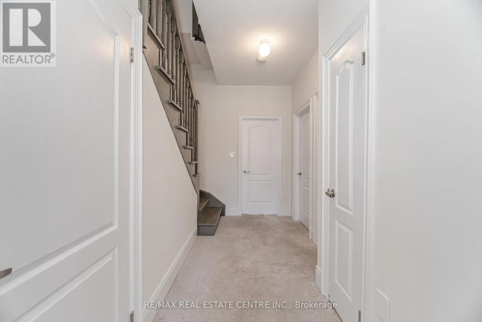 20 FOXSPARROW ROAD