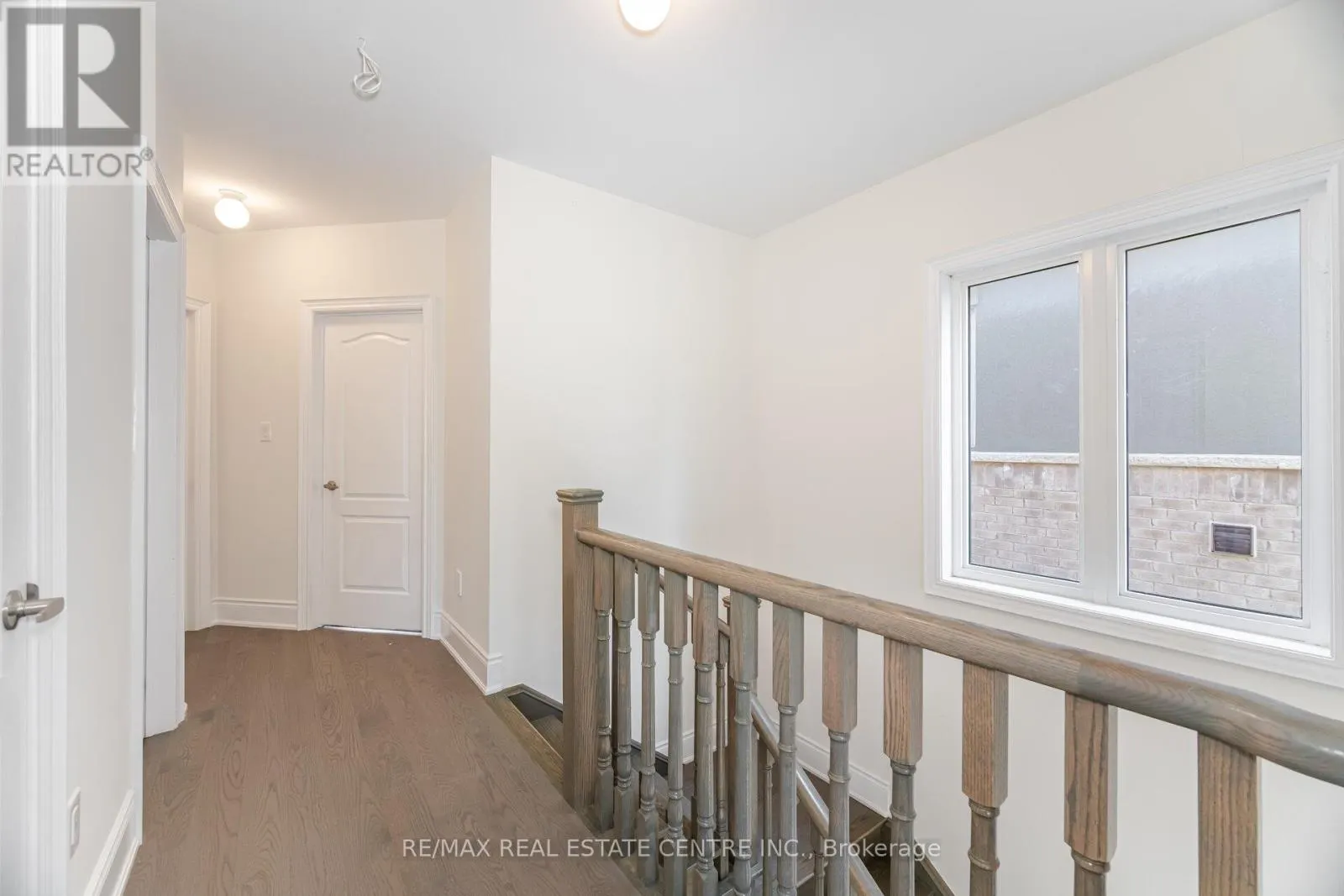 20 FOXSPARROW ROAD