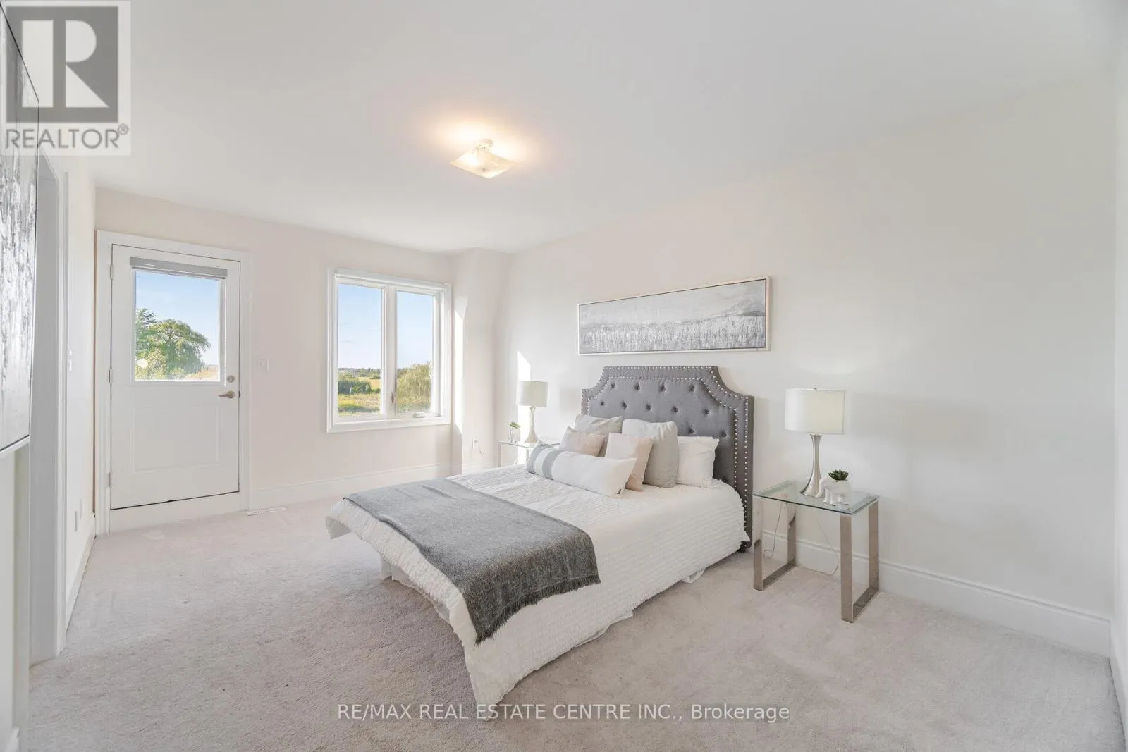 20 FOXSPARROW ROAD