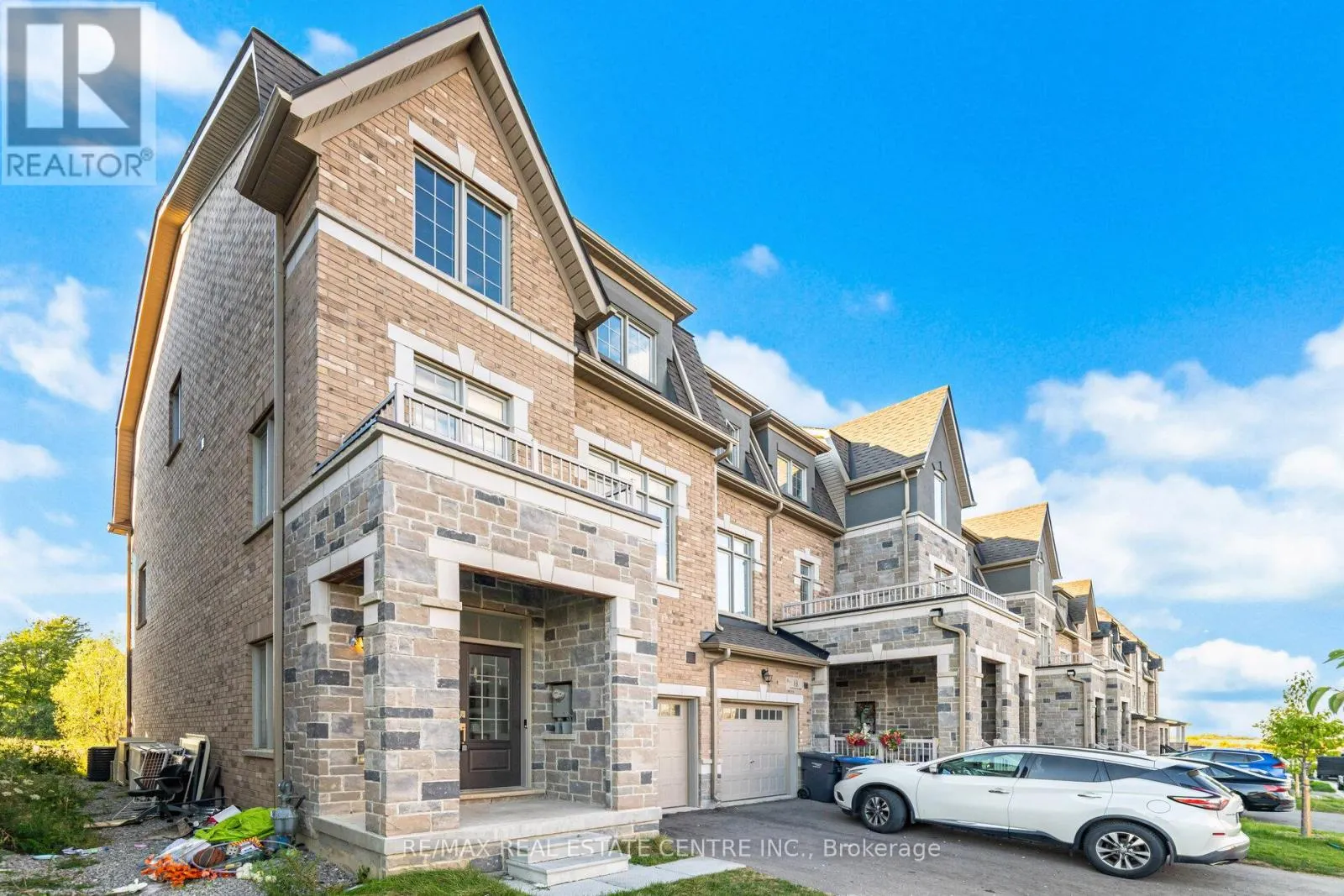 20 FOXSPARROW ROAD