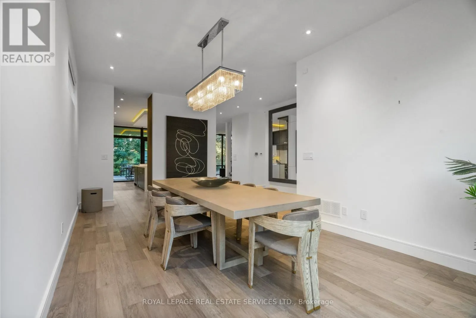 96 MONTGOMERY ROAD