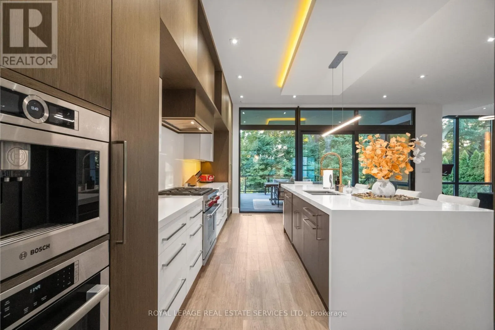 96 MONTGOMERY ROAD