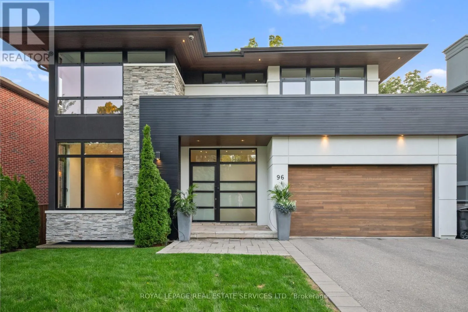 96 MONTGOMERY ROAD