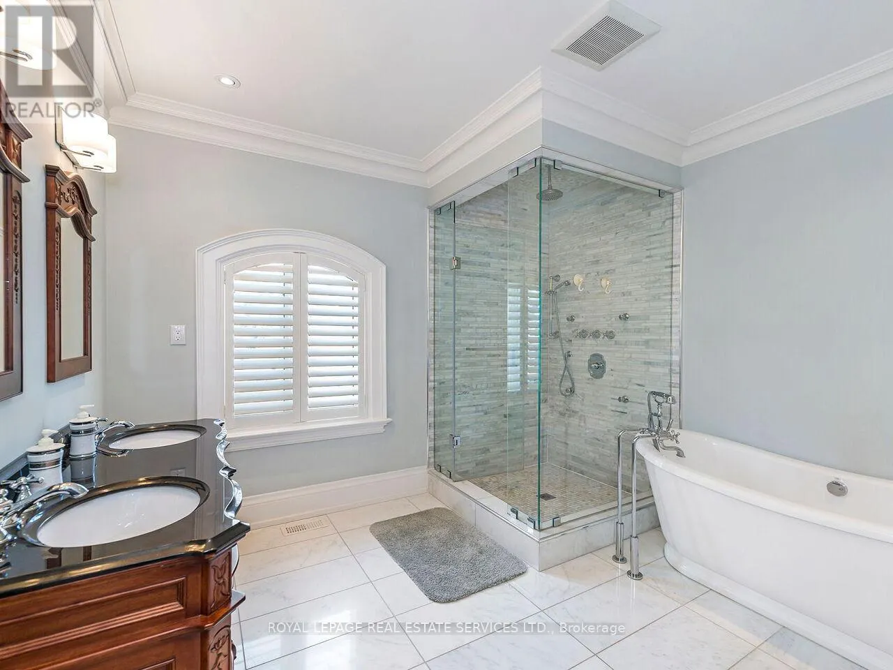 67 RENOWN ROAD