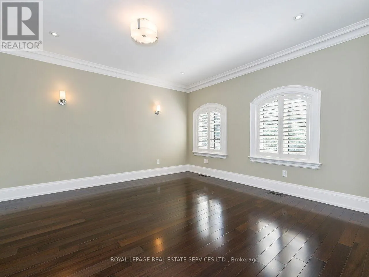 67 RENOWN ROAD