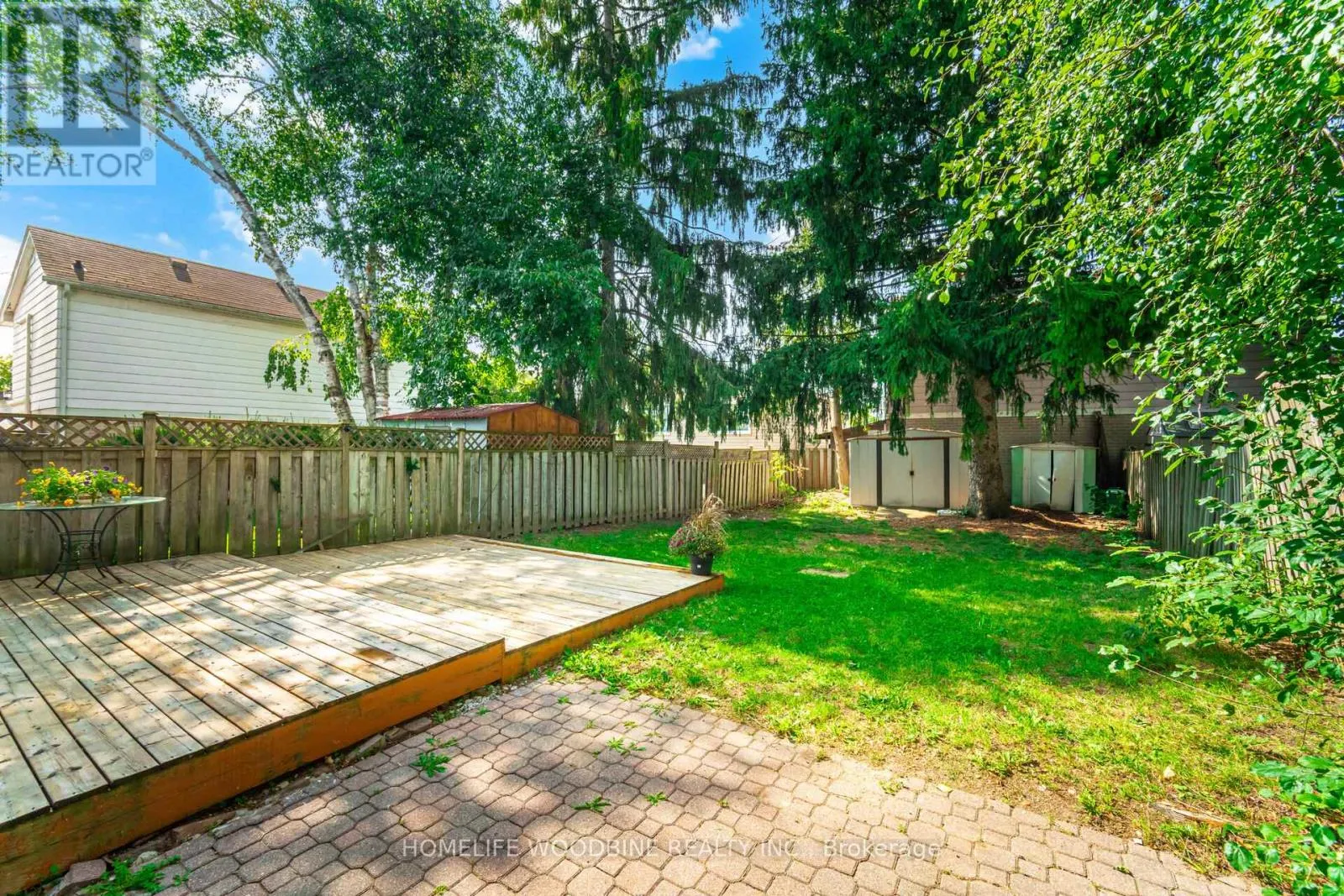 22 HIGHVIEW TRAIL