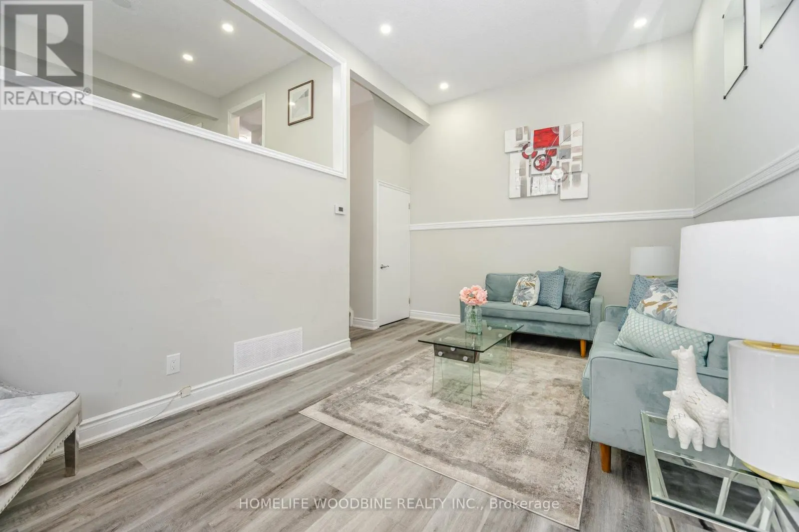 22 HIGHVIEW TRAIL