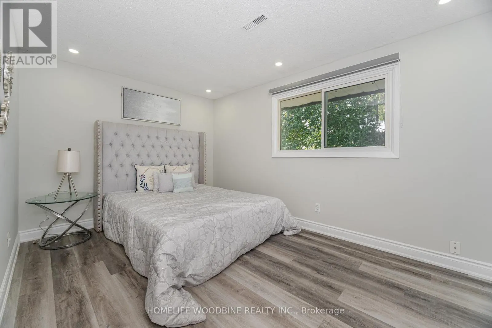 22 HIGHVIEW TRAIL