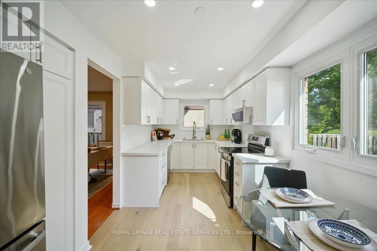 19 MILLSBOROUGH CRESCENT