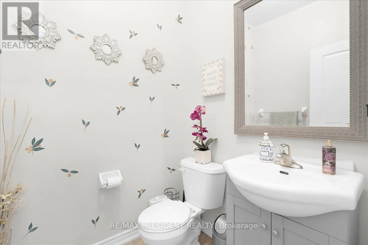 56 NATRONIA TRAIL