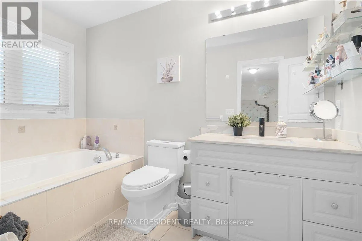 56 NATRONIA TRAIL