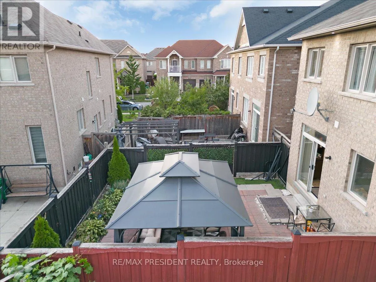 56 NATRONIA TRAIL