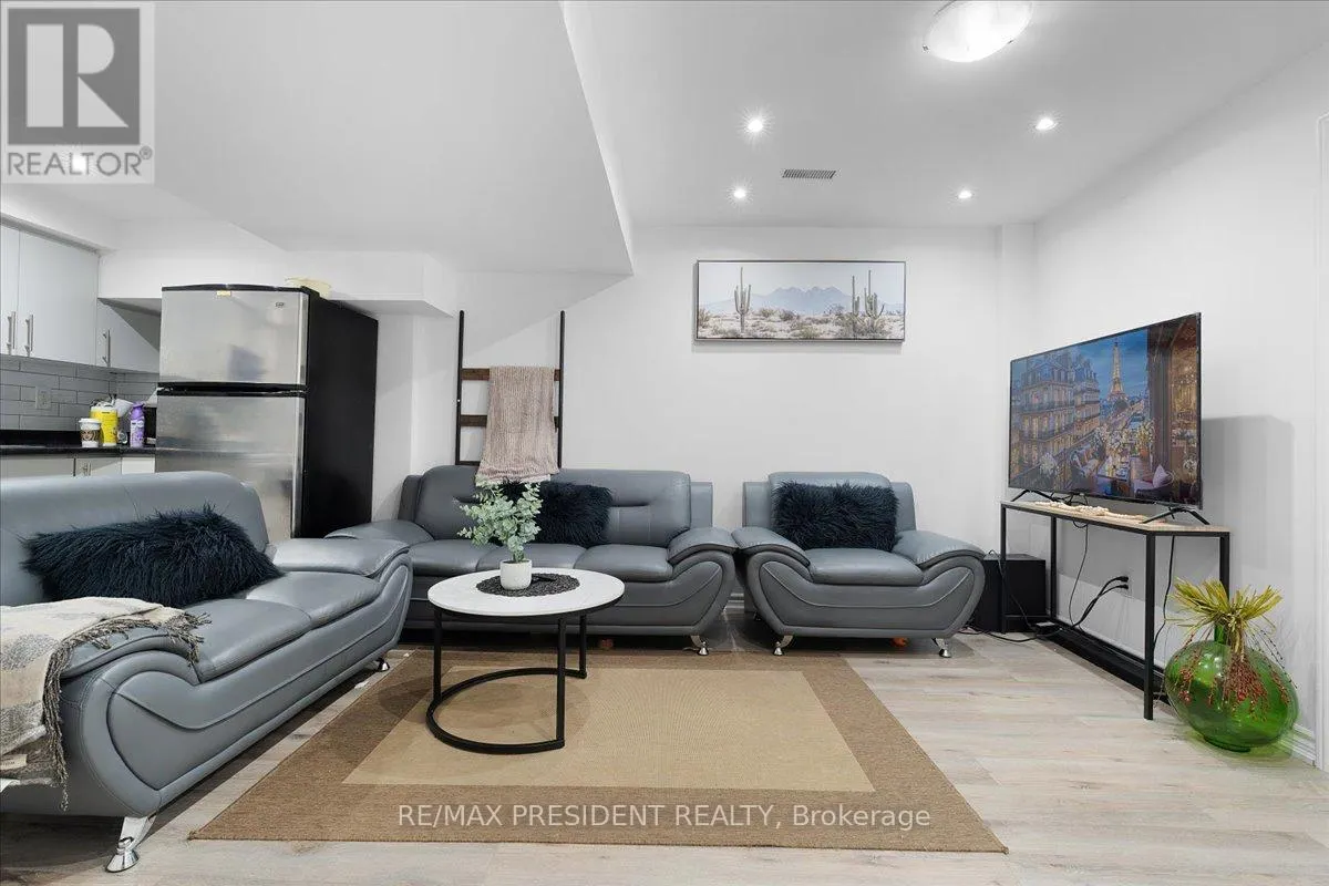 56 NATRONIA TRAIL
