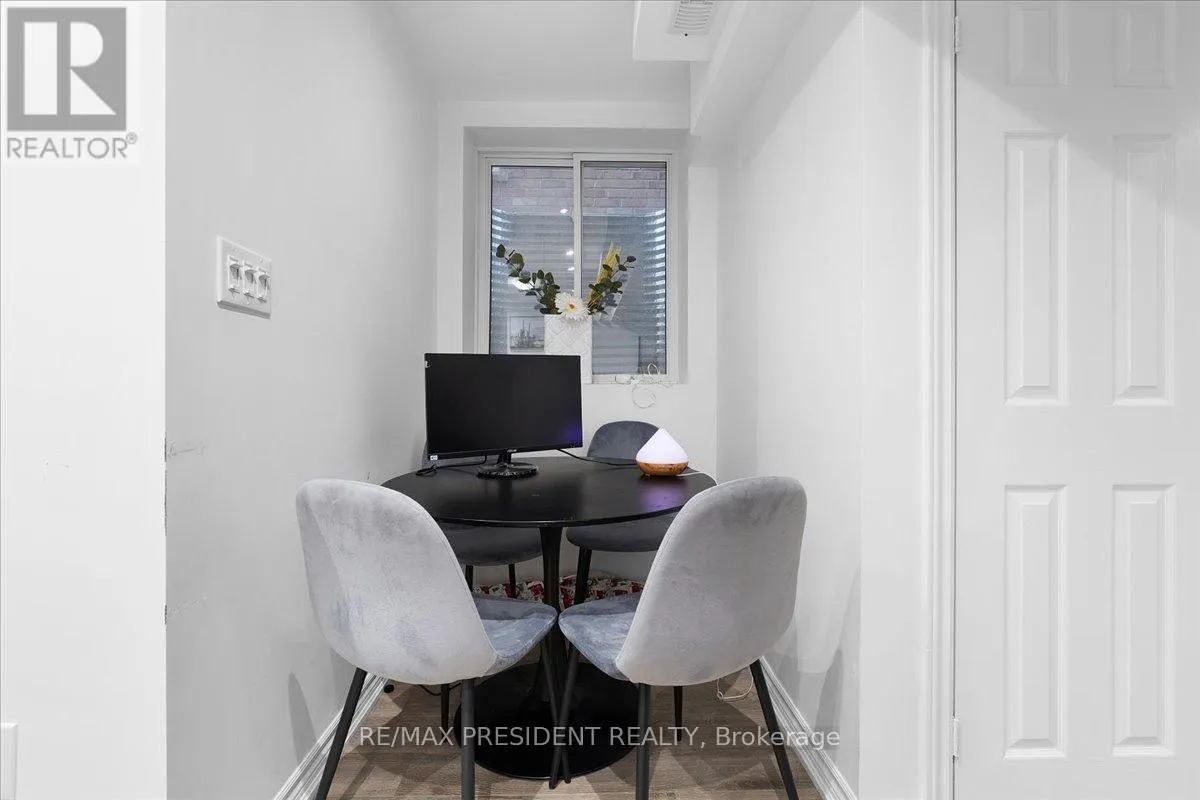 56 NATRONIA TRAIL