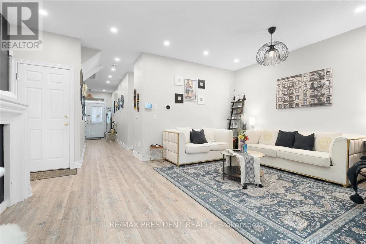 56 NATRONIA TRAIL