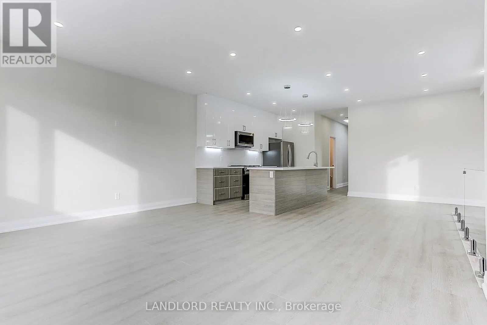 UPPER - 2071 KEELE STREET