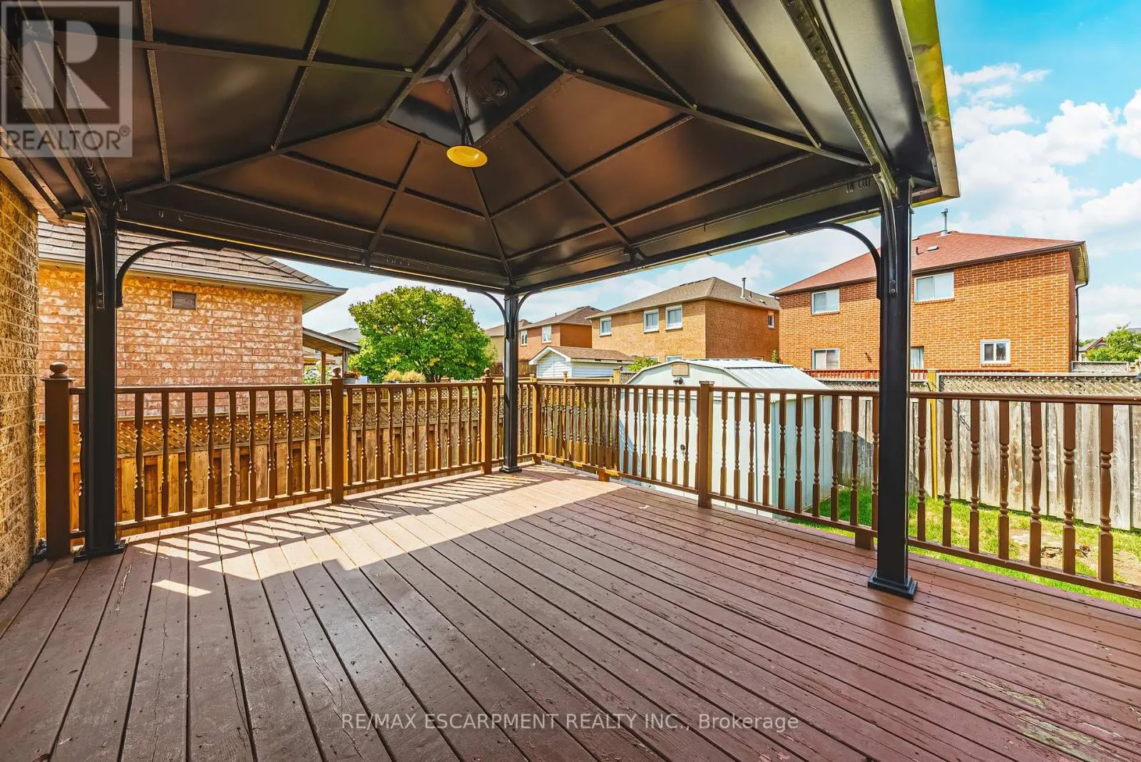 12 SUMMERFIELD CRESCENT