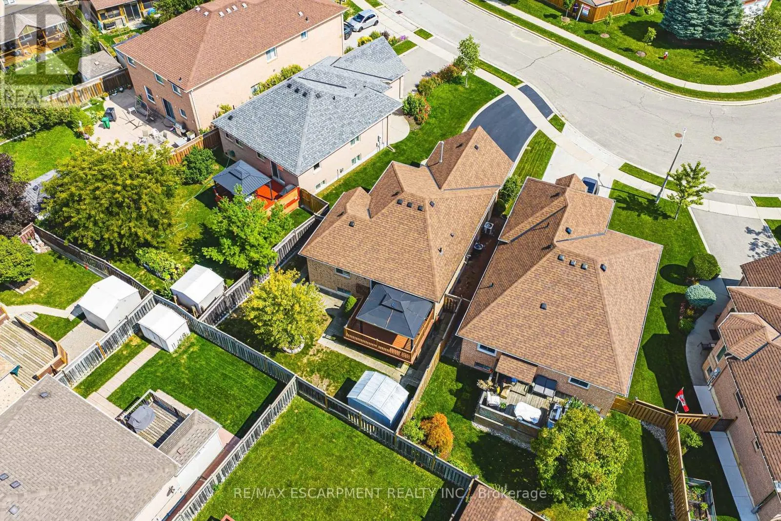 12 SUMMERFIELD CRESCENT