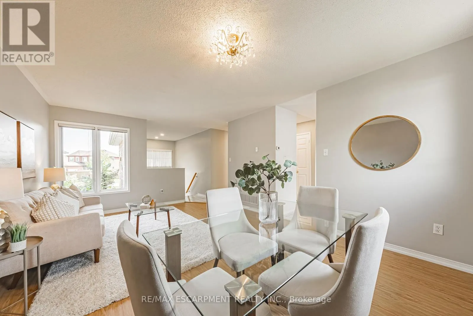 12 SUMMERFIELD CRESCENT