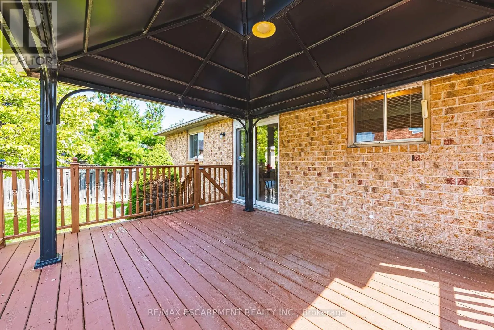 12 SUMMERFIELD CRESCENT