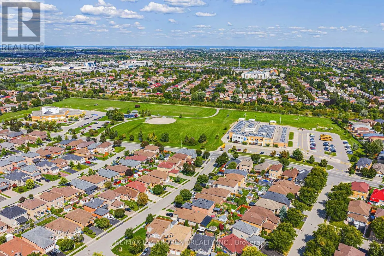 12 SUMMERFIELD CRESCENT
