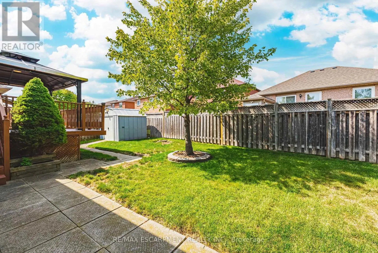 12 SUMMERFIELD CRESCENT